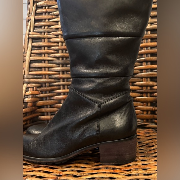 Gino Rossi  Black Leather Riding  Boots fully lined with Sherpa. - Picture 11 of 14